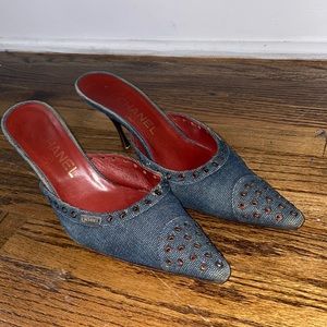 Chanel denim kitten heels